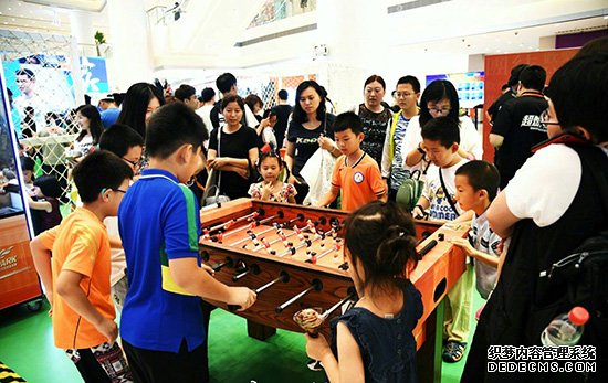 中超联赛嘉年华热袭足球城球迷坚信大连足球能复兴