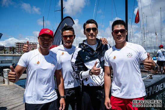 胡兵助阵中国宁波一号帆船队 GC32巡回赛葡萄牙站落幕