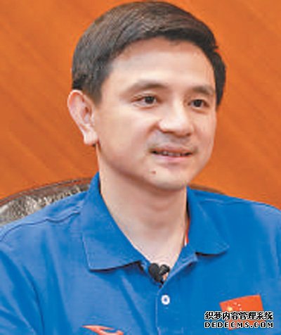 永不放弃勇立高峰（70年，共同走过·对话两代体育人）