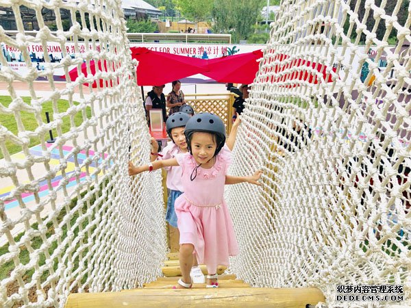“空中穿越”轻探险乐园亮相华熙LIVE五棵松
